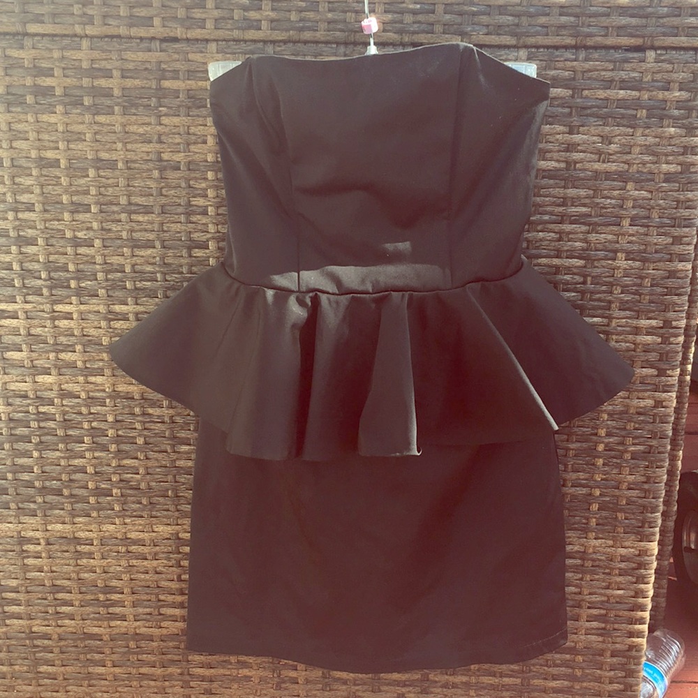 Dress - Picture 4 of 8